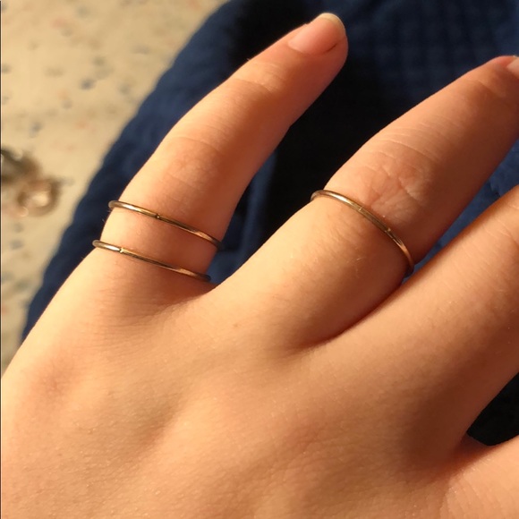 Gold rings - Picture 2 of 2